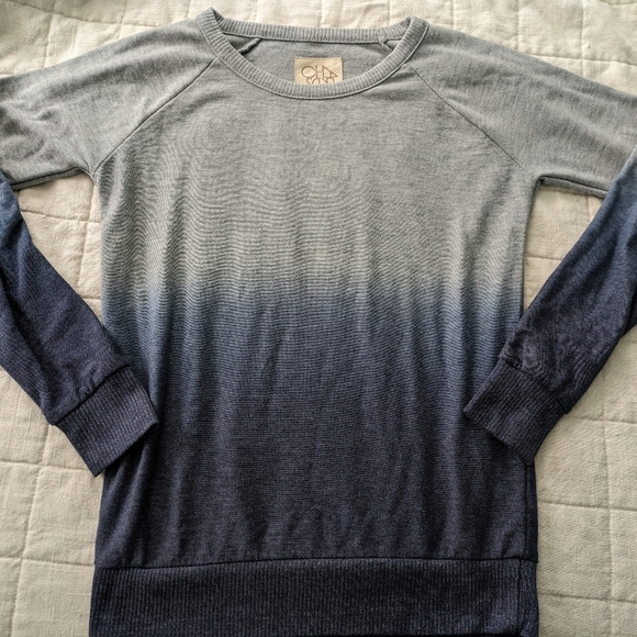 CHASER Sweatshirt Sweater XS NWOT - Picture 1 of 4